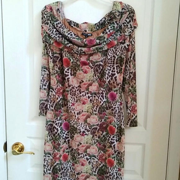 Fashion Nova Dresses & Skirts - A-BUY NOW- NWOT Fashion Nova Floral Maxi Dress
